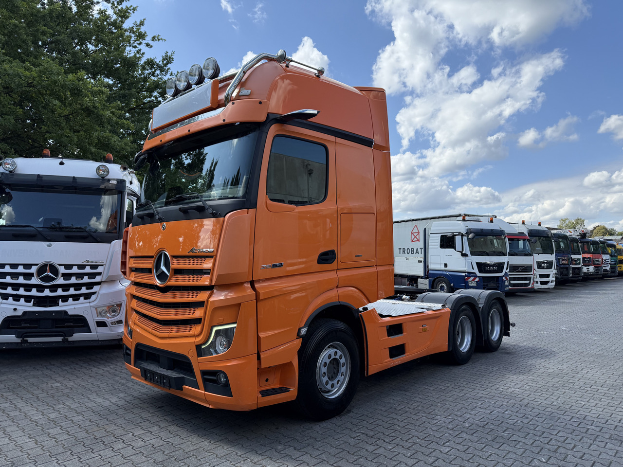 Mercedes-Benz Actros MP5 2663 6X4 Super Ausstattung - Tractor head: gambar 1 Mercedes-Benz Actros MP5 2663 6X4 Super Ausstattung - Tractor head: gambar 1