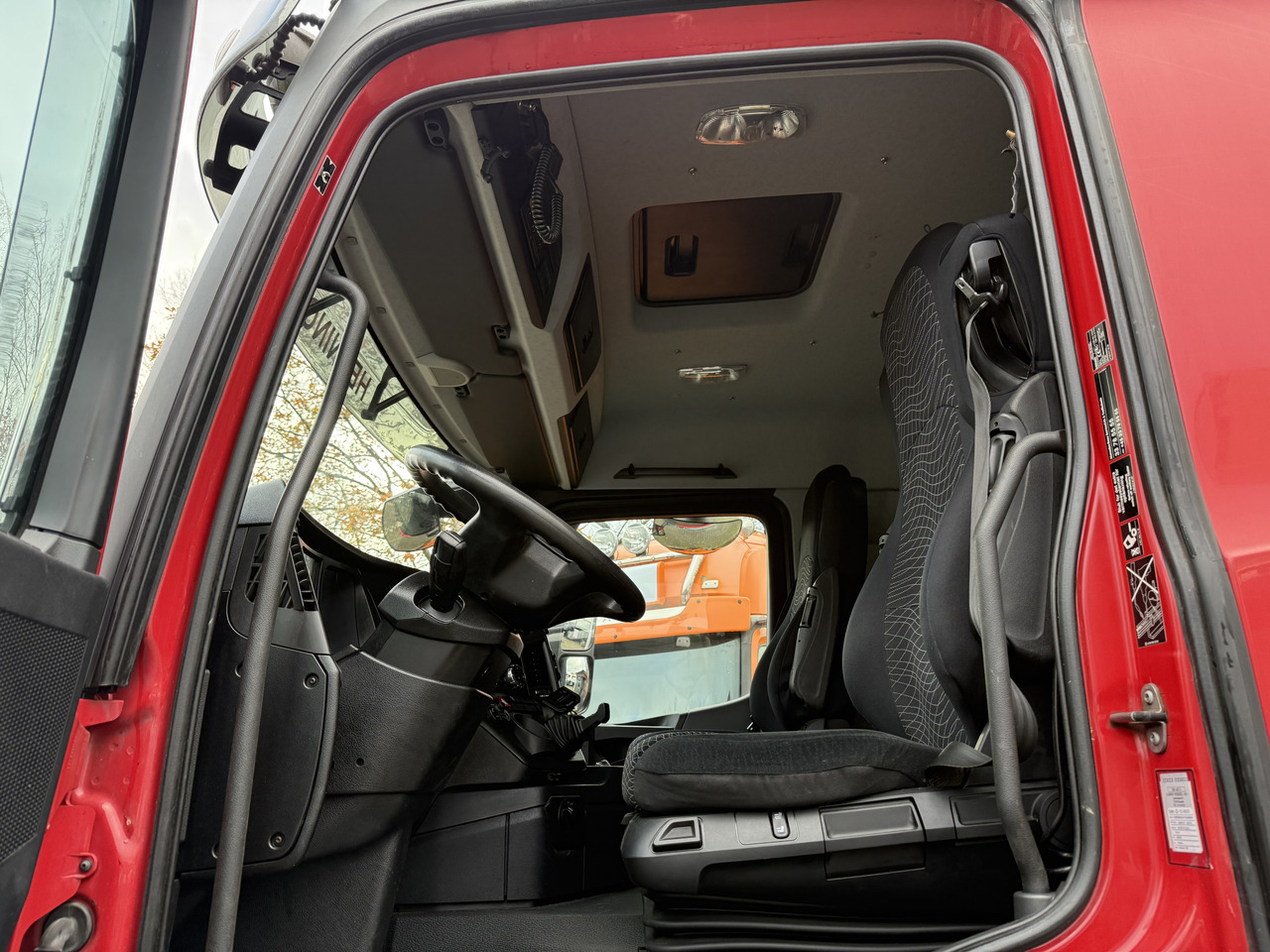 Mercedes-Benz Arocs 2642 LS 6X4 - Tractor head: gambar 3 Mercedes-Benz Arocs 2642 LS 6X4 - Tractor head: gambar 3