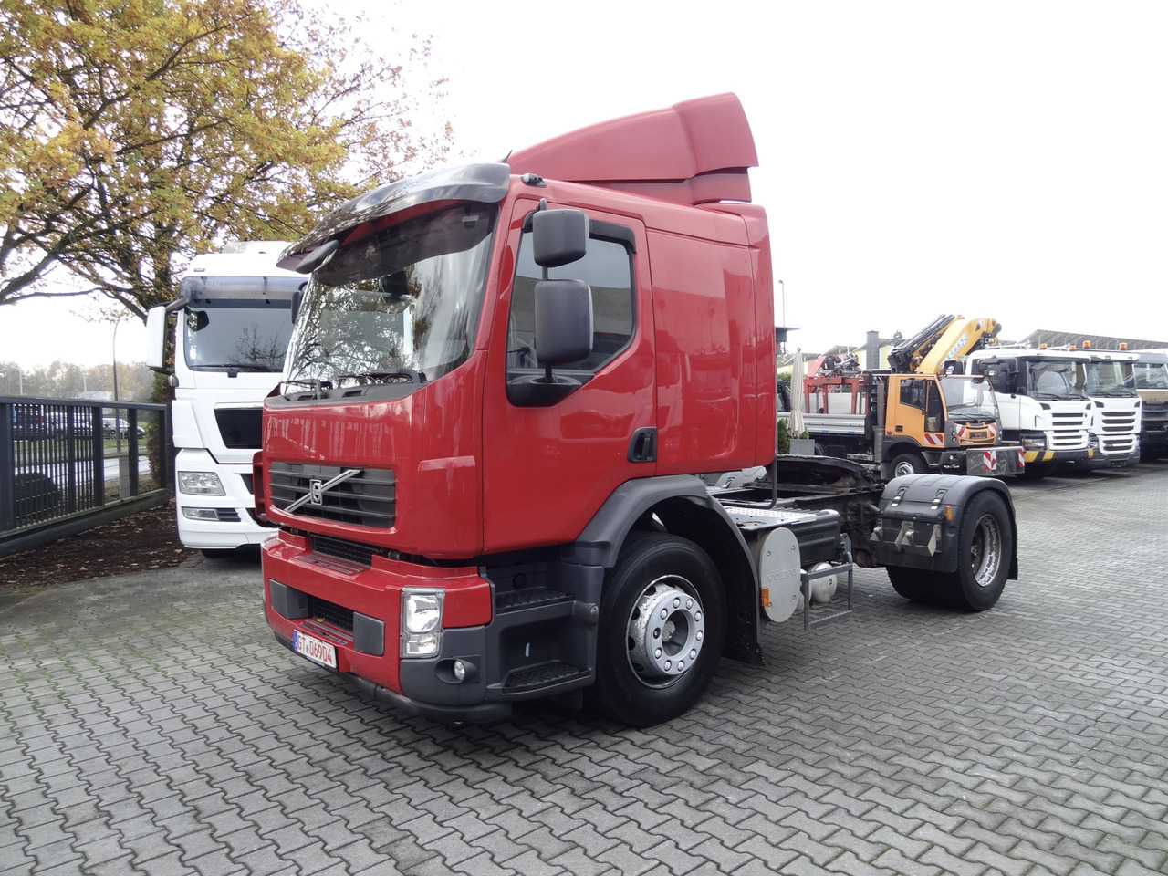Volvo FE320 Fahrschule/ driving school - Tractor head: gambar 1 Volvo FE320 Fahrschule/ driving school - Tractor head: gambar 1