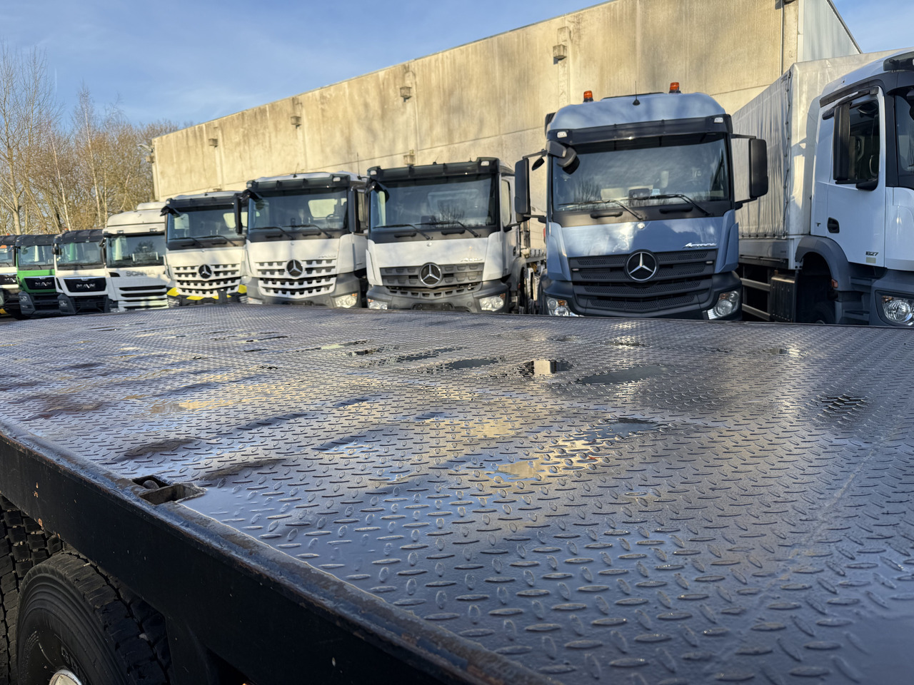 Volvo FM12 420 8X2 Kran PM 65026 bis 29 Meter - Truk derek, Truk flatbed: gambar 4 Volvo FM12 420 8X2 Kran PM 65026 bis 29 Meter - Truk derek, Truk flatbed: gambar 4