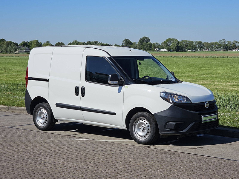 Fiat Doblò CARGO 1.6 - Van kecil: gambar 5 Fiat Doblò CARGO 1.6 - Van kecil: gambar 5