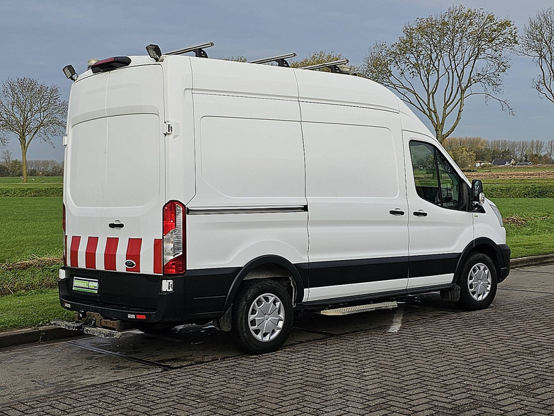 Ford Transit 2.0 TDCI 170 4X4 L2H2 - Van panel: gambar 3 Ford Transit 2.0 TDCI 170 4X4 L2H2 - Van panel: gambar 3