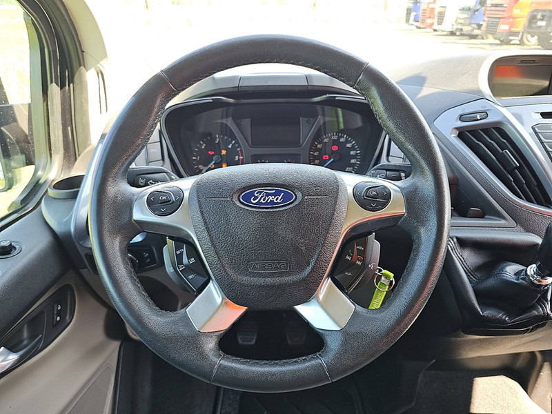 Van kecil Ford Transit 2.2: gambar 11