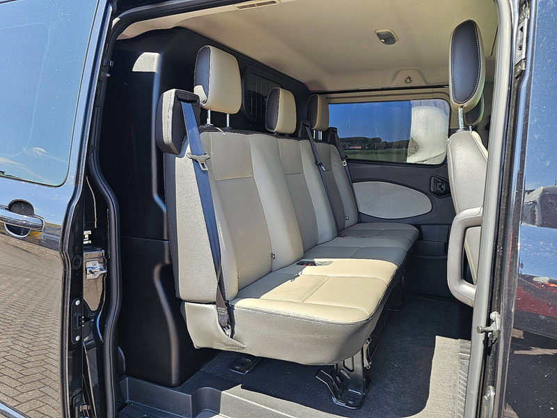 Van kecil Ford Transit 2.2: gambar 12