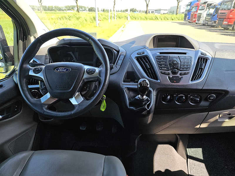 Van kecil Ford Transit 2.2: gambar 8