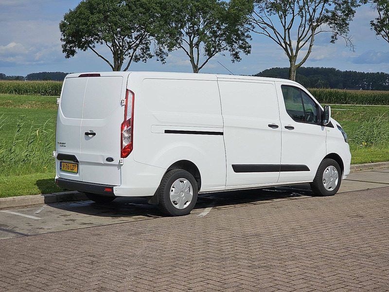 Ford Transit Custom 2.0 L2H1 Navi Airco - Van kecil: gambar 3 Ford Transit Custom 2.0 L2H1 Navi Airco - Van kecil: gambar 3