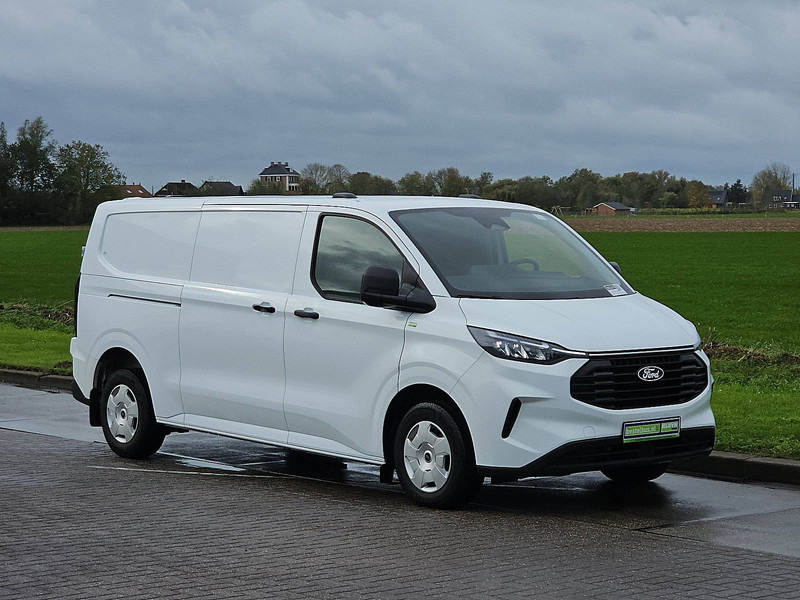 Ford Transit Custom 2.0 L2H1 Navi Euro6 AC! - Van panel: gambar 5 Ford Transit Custom 2.0 L2H1 Navi Euro6 AC! - Van panel: gambar 5