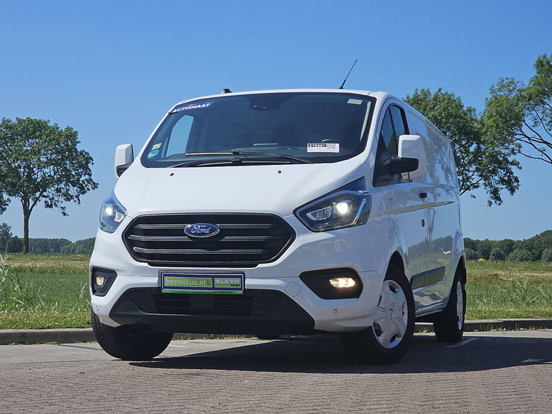 Ford Transit Custom 2.0 L2H1 Navi Trekhaak - Van kecil: gambar 1 Ford Transit Custom 2.0 L2H1 Navi Trekhaak - Van kecil: gambar 1