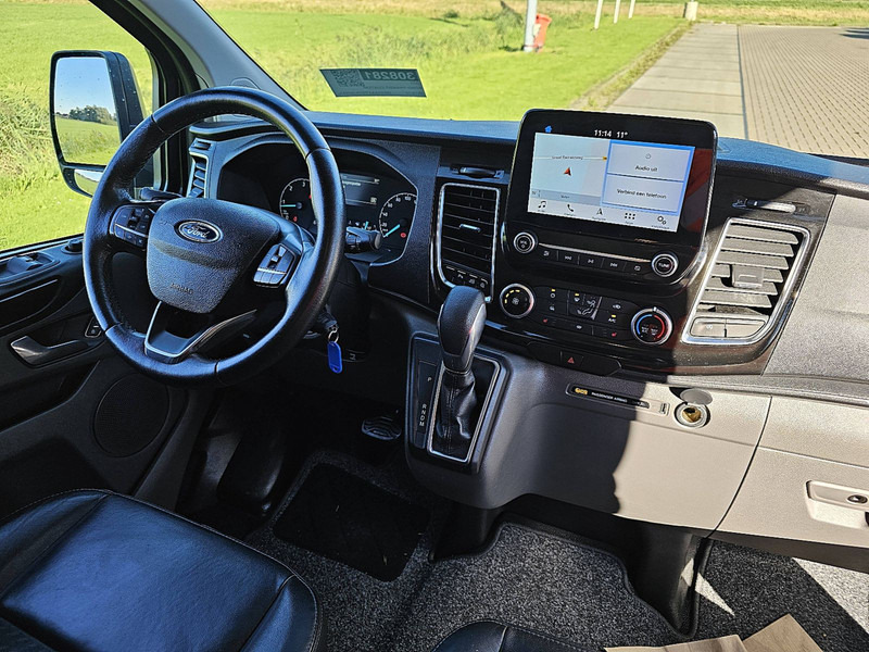 Interior photo 1: Van kecil Ford Transit Custom 2.0 SPORT 185Pk NAP!