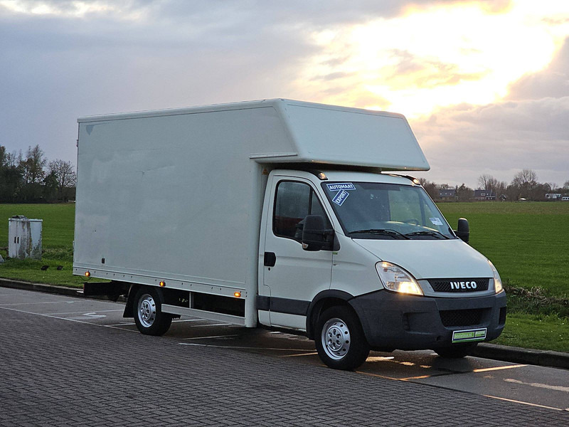 Iveco Daily 35 S 12 - Van box: gambar 5 Iveco Daily 35 S 12 - Van box: gambar 5