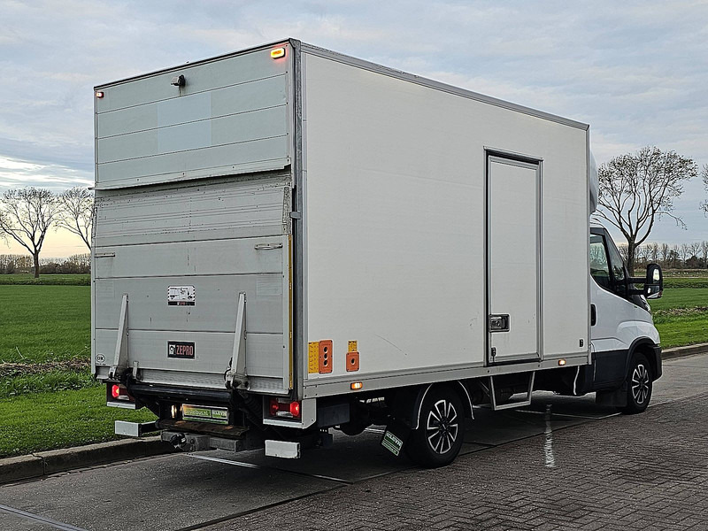 Iveco Daily 35 S 16 AUT. LAADKLEP - Van box: gambar 3 Iveco Daily 35 S 16 AUT. LAADKLEP - Van box: gambar 3