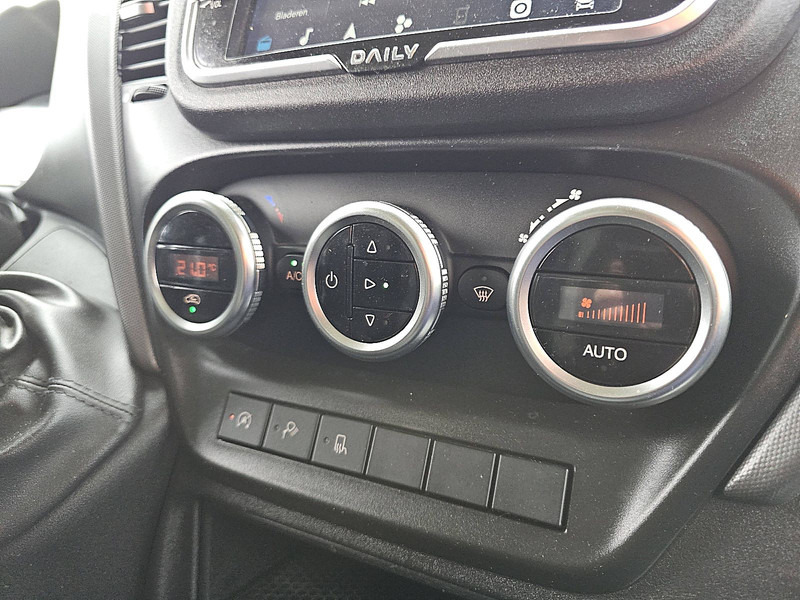 Van panel Iveco Daily 35S14       ac automaat EURO6: gambar 9