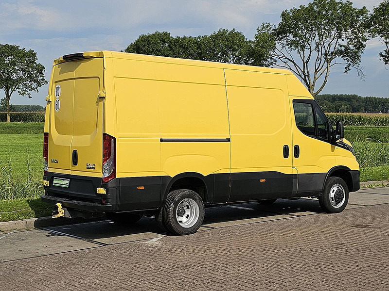 Iveco Daily 50C18 3.0L AUT. L2H2 - Van panel: gambar 3 Iveco Daily 50C18 3.0L AUT. L2H2 - Van panel: gambar 3