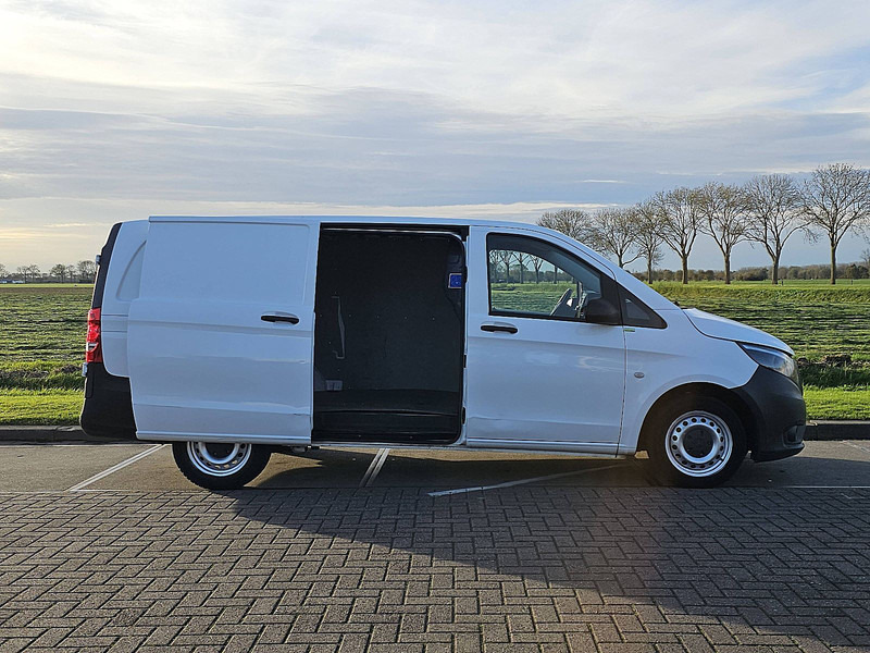 Leasing Mercedes-Benz Mercedes-Benz: gambar 14 Leasing Mercedes-Benz Mercedes-Benz: gambar 14