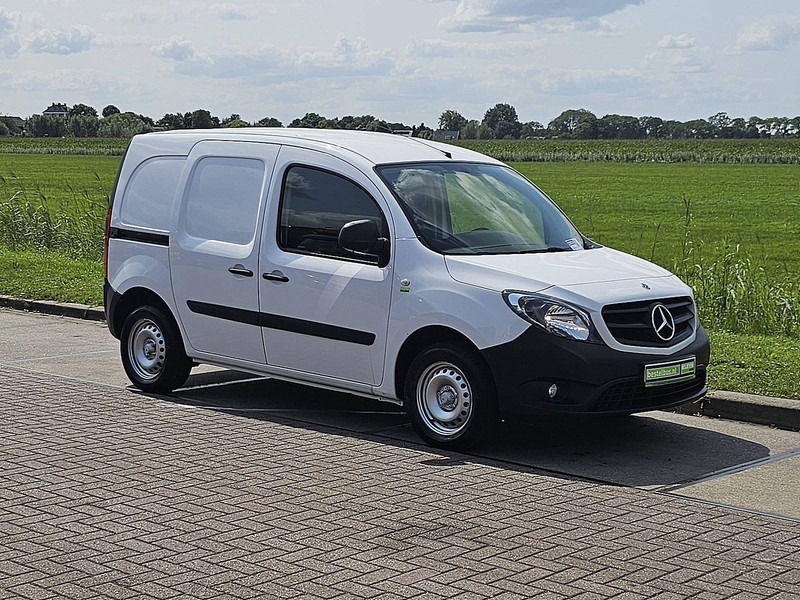 Mercedes-Benz Citan 109 CDI LONG Airco Euro6! - Van box: gambar 5 Mercedes-Benz Citan 109 CDI LONG Airco Euro6! - Van box: gambar 5