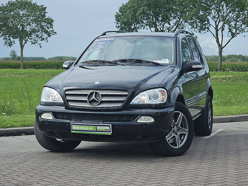 Mercedes-Benz M-Klasse 270 CDI - Van kecil: gambar 1 Mercedes-Benz M-Klasse 270 CDI - Van kecil: gambar 1