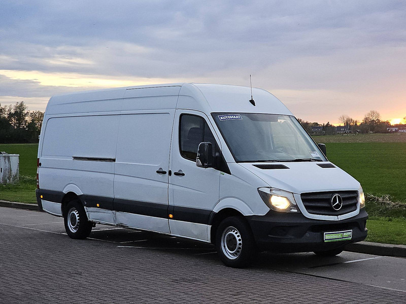 Mercedes-Benz Sprinter 310 - Van panel: gambar 5 Mercedes-Benz Sprinter 310 - Van panel: gambar 5