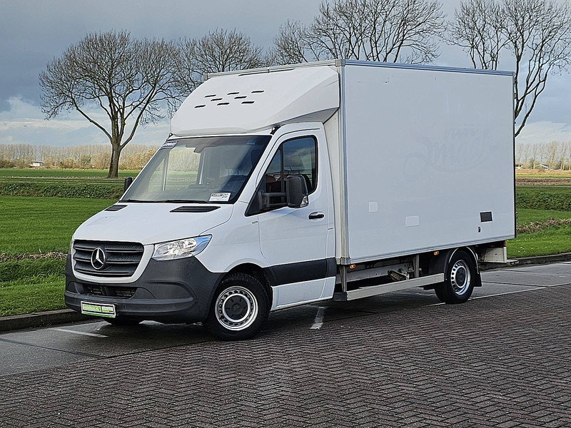 Mercedes-Benz Sprinter 314 Koelwagen EURO6 - Van berpendingin: gambar 2 Mercedes-Benz Sprinter 314 Koelwagen EURO6 - Van berpendingin: gambar 2