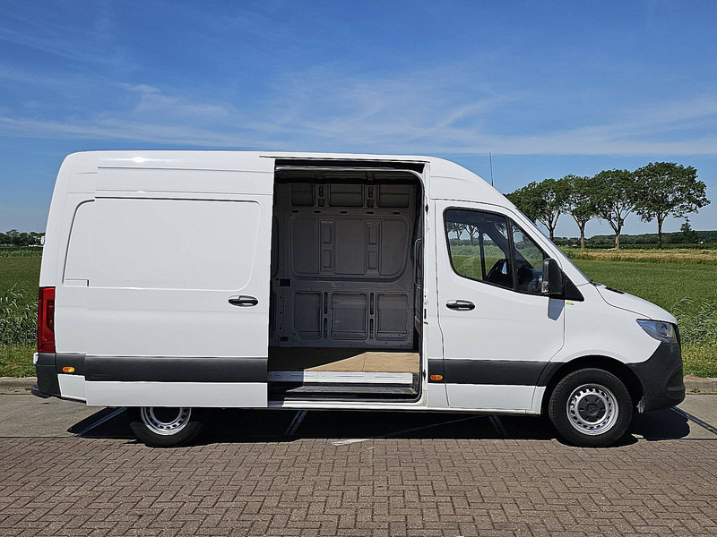 Van kecil Mercedes-Benz Sprinter 314 L2H2 Mbux Automaat!: gambar 13 Van kecil Mercedes-Benz Sprinter 314 L2H2 Mbux Automaat!: gambar 13