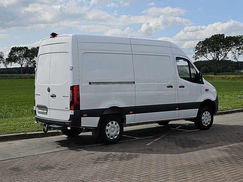 Mercedes-Benz Sprinter 316 CDI 4X4 AUT. L2H2 - Van panel: gambar 3 Mercedes-Benz Sprinter 316 CDI 4X4 AUT. L2H2 - Van panel: gambar 3