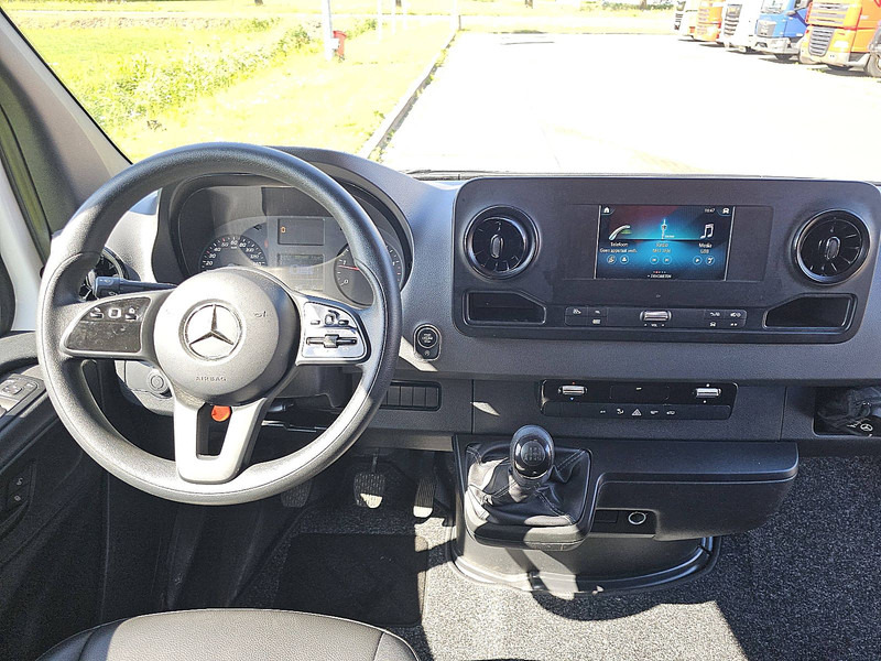 Leasing Mercedes-Benz Sprinter 317 Bakwagen Laadklep! Mercedes-Benz Sprinter 317 Bakwagen Laadklep!: gambar 8