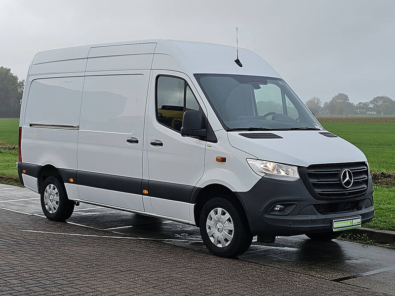 Mercedes-Benz Sprinter 317 L2H2 Navi RWD - Van panel: gambar 5 Mercedes-Benz Sprinter 317 L2H2 Navi RWD - Van panel: gambar 5
