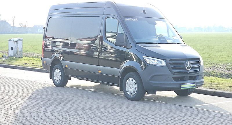 Mercedes-Benz eSprinter L2H2 300 KM WLTP LED - Van panel, Van listrik: gambar 5 Mercedes-Benz eSprinter L2H2 300 KM WLTP LED - Van panel, Van listrik: gambar 5