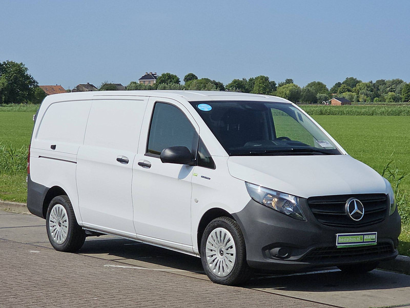 Mercedes-Benz eVito L2 66 kWh Long Range - Van kecil, Van listrik: gambar 5 Mercedes-Benz eVito L2 66 kWh Long Range - Van kecil, Van listrik: gambar 5