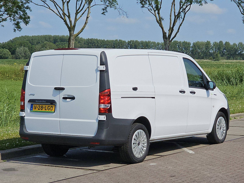 Mercedes-Benz eVito L2 66 kWh Long Range - Van kecil, Van listrik: gambar 3 Mercedes-Benz eVito L2 66 kWh Long Range - Van kecil, Van listrik: gambar 3