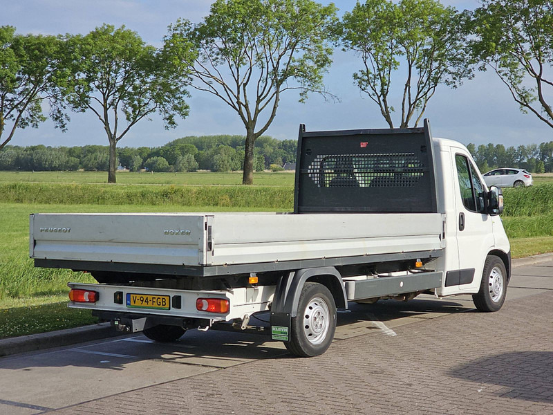 Peugeot Boxer 335 - Van flatbed: gambar 3 Peugeot Boxer 335 - Van flatbed: gambar 3