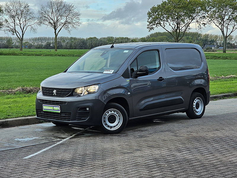 Peugeot Partner 1.5 BHDI 102 - Van box: gambar 2 Peugeot Partner 1.5 BHDI 102 - Van box: gambar 2