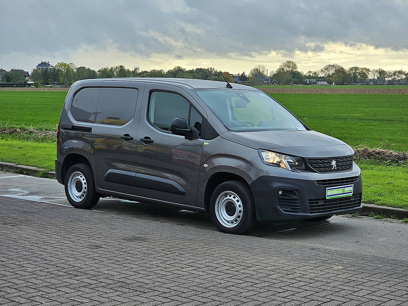 Peugeot Partner 1.5 L1H1 Navi Euro6 AC! - Van box: gambar 5 Peugeot Partner 1.5 L1H1 Navi Euro6 AC! - Van box: gambar 5