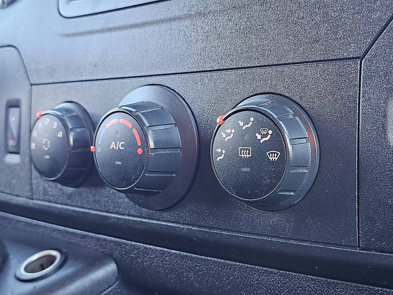 Van box Renault Master 2.3 Bakwagen Laadklep!: gambar 10 Van box Renault Master 2.3 Bakwagen Laadklep!: gambar 10