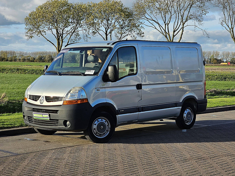 Renault Master 2.5 - Van panel: gambar 2 Renault Master 2.5 - Van panel: gambar 2