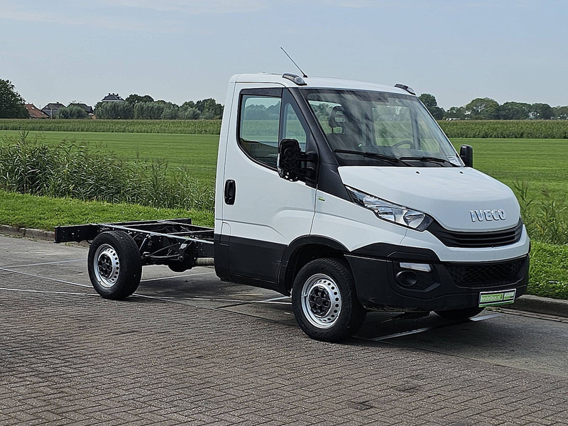 Iveco Daily 35 S 12 CHASSIS - Van pengiriman: gambar 5 Iveco Daily 35 S 12 CHASSIS - Van pengiriman: gambar 5