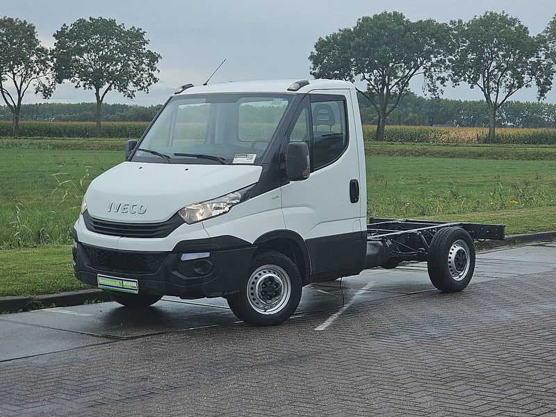 Iveco Daily 35 S 12 CHASSIS - Van pengiriman: gambar 2 Iveco Daily 35 S 12 CHASSIS - Van pengiriman: gambar 2