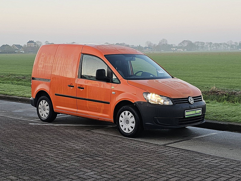 Volkswagen Caddy 1.6 - Van kecil: gambar 5 Volkswagen Caddy 1.6 - Van kecil: gambar 5