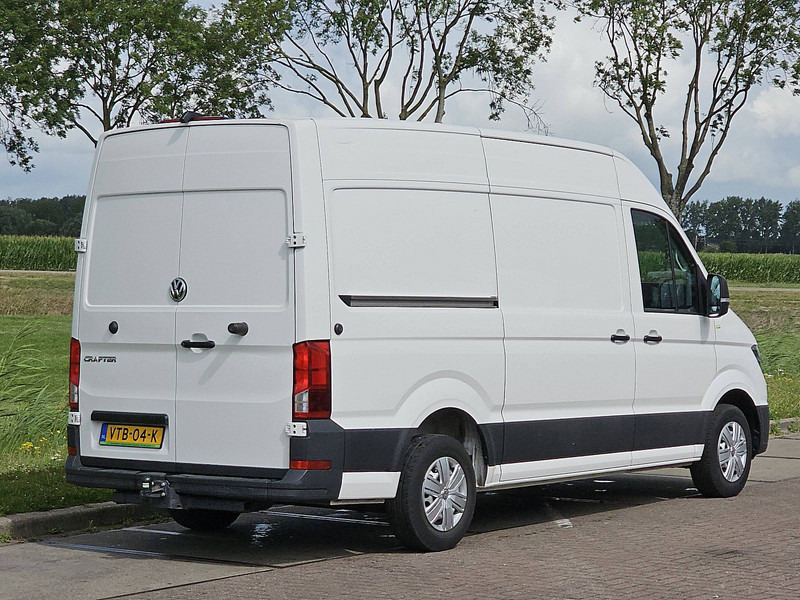 Volkswagen Crafter 2.0 ac EURO6 - Van kecil: gambar 3 Volkswagen Crafter 2.0 ac EURO6 - Van kecil: gambar 3