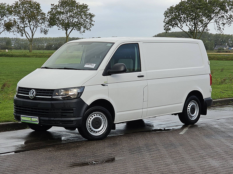 Volkswagen Transporter 2.0 TDI - Van kecil: gambar 2 Volkswagen Transporter 2.0 TDI - Van kecil: gambar 2
