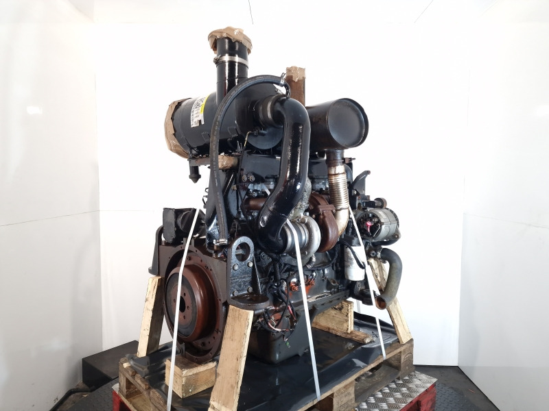 CNH F4HE9684E*J102 667TA EBD Engine (Plant) - Mesin untuk Peralatan konstruksi: gambar 1 CNH F4HE9684E*J102 667TA EBD Engine (Plant) - Mesin untuk Peralatan konstruksi: gambar 1