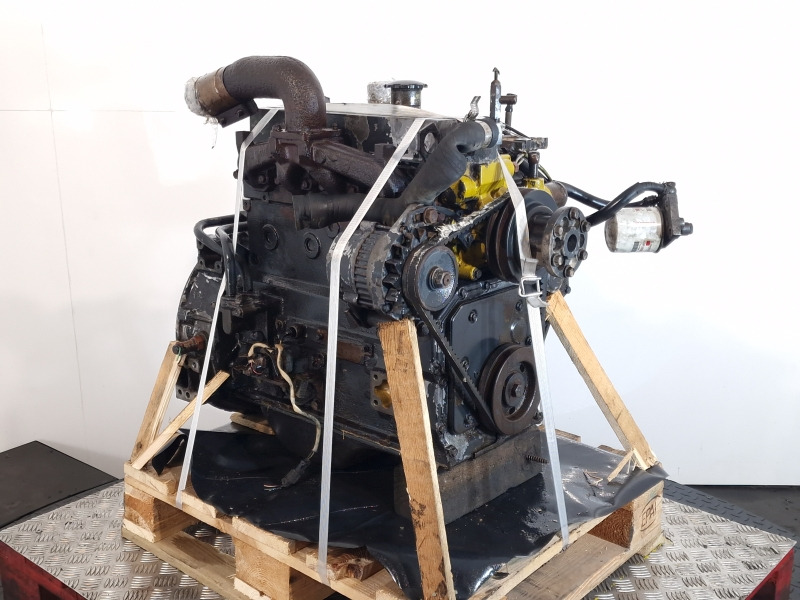 Komatsu 4D95LE-2 Engine (Plant) - Mesin untuk Peralatan konstruksi: gambar 4 Komatsu 4D95LE-2 Engine (Plant) - Mesin untuk Peralatan konstruksi: gambar 4