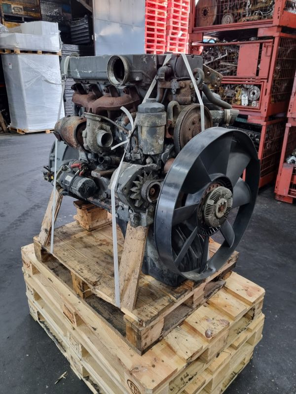 Mercedes Benz OM904LA.II/1-02 Non Adblue Engine (Truck) - Mesin untuk Truk: gambar 4 Mercedes Benz OM904LA.II/1-02 Non Adblue Engine (Truck) - Mesin untuk Truk: gambar 4
