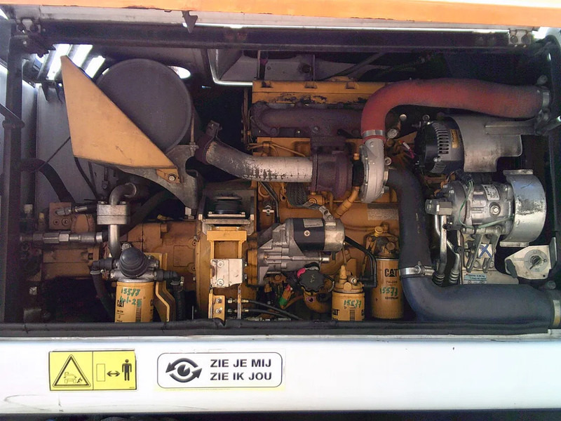 Caterpillar M313D - Ekskavator roda: gambar 5 Caterpillar M313D - Ekskavator roda: gambar 5