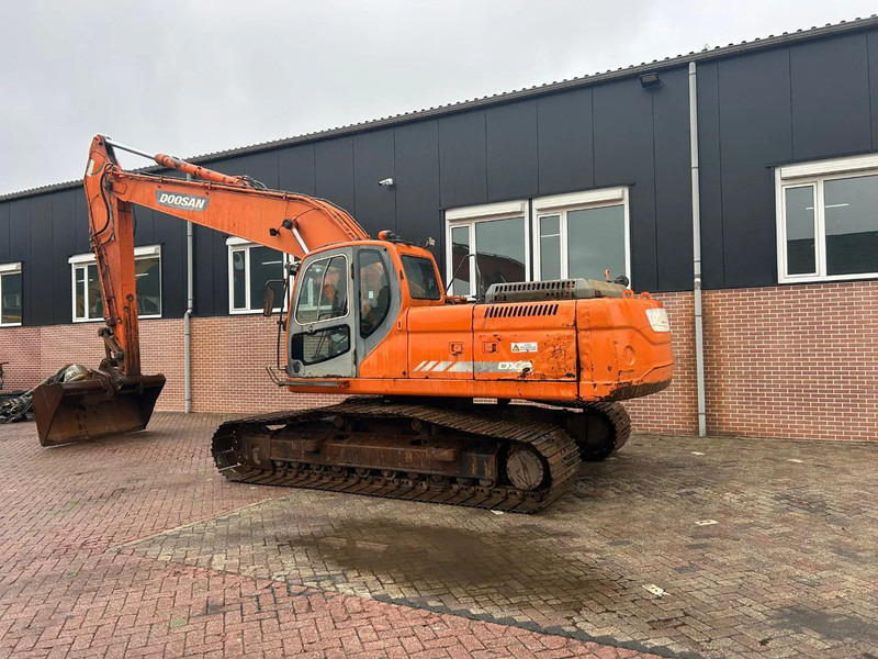 Doosan DX255LC - Ekskavator perayap: gambar 2 Doosan DX255LC - Ekskavator perayap: gambar 2
