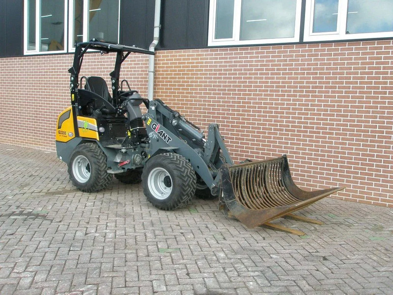 Giant G2200E - Track loader yang ringkas: gambar 4 Giant G2200E - Track loader yang ringkas: gambar 4
