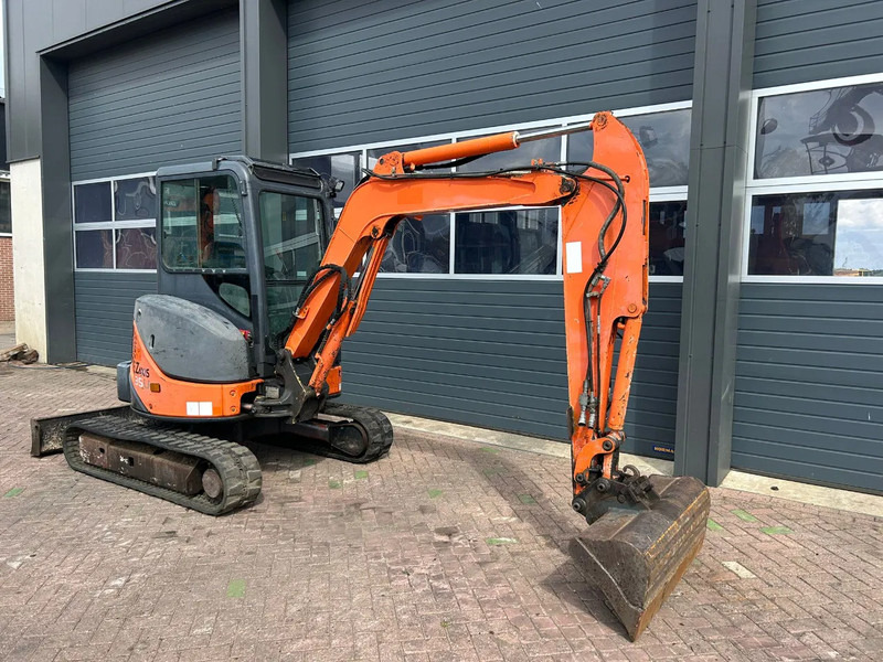 Hitachi ZX35U-2 - Ekskavator mini: gambar 3 Hitachi ZX35U-2 - Ekskavator mini: gambar 3