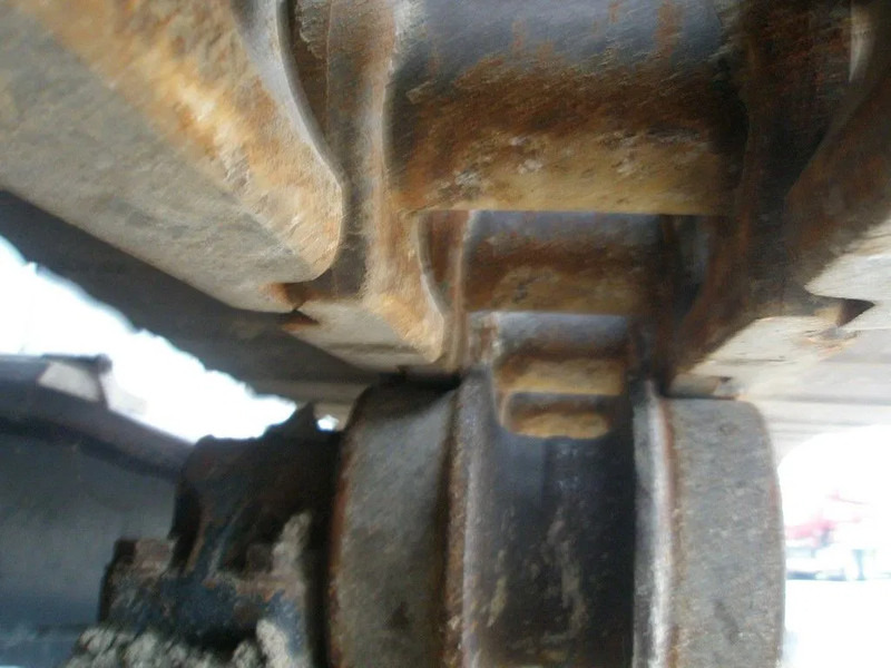 Ekskavator perayap Hitachi ZX490LCH-6: gambar 7