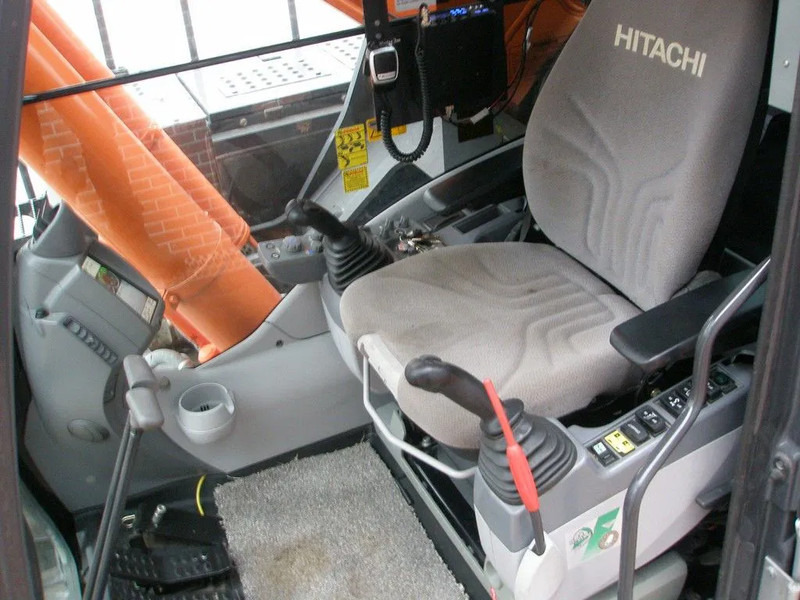 Ekskavator perayap Hitachi ZX490LCH-6: gambar 8