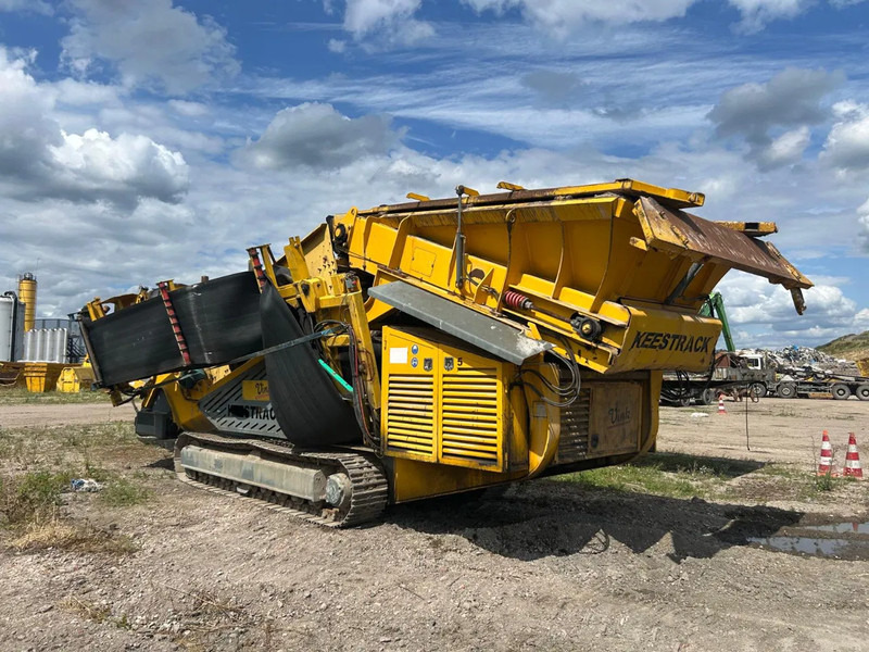 Keestrack Pioneer 4518 - Screener: gambar 3 Keestrack Pioneer 4518 - Screener: gambar 3
