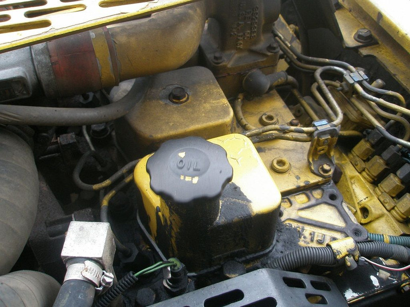 Ekskavator roda Komatsu PW 130ES-6K: gambar 6 Ekskavator roda Komatsu PW 130ES-6K: gambar 6